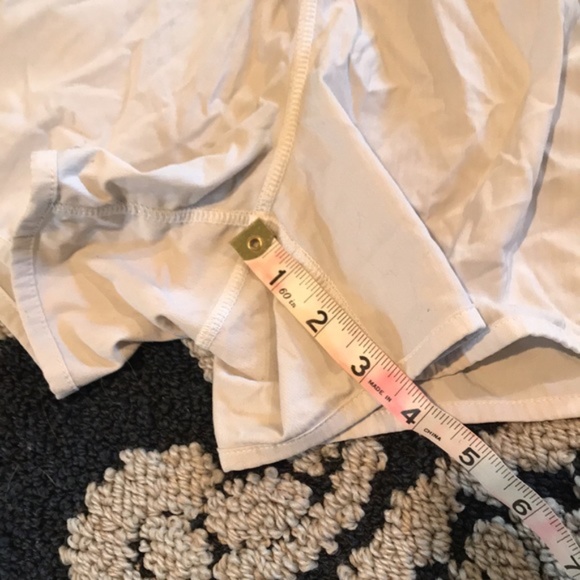 Lululemon Tracker Short white | size 8 - Picture 6 of 9